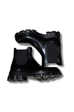 Kaymaz Yüksek Tabanlı Bilek Boy Lastikli Kadın Botu 36-40 Siyah