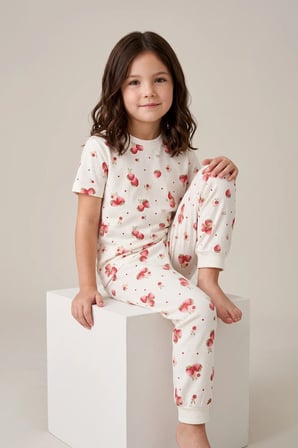 Çilek Desenli Kısa Kollu %100 Pamuk Kız Çocuk Pijama Takımı