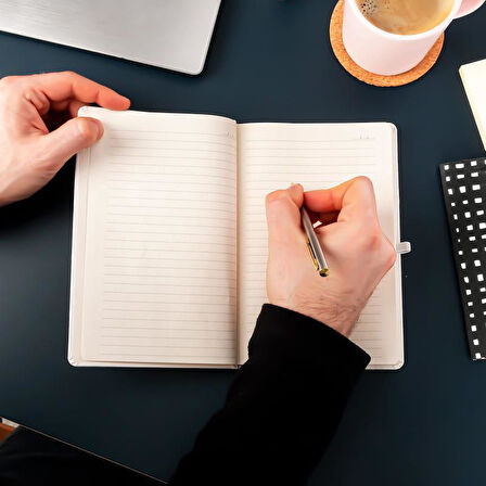 Kişiye Özel  Çiçek Çerçeve Tasarımlı Defter
