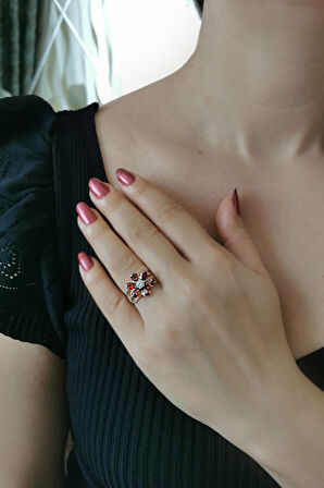 Garnet Taşlı Altın Nergis Çiçeği Yüzük