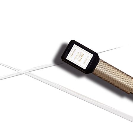 L'Oréal Paris Matte Signature Eyeliner 08 Snow - Beyaz