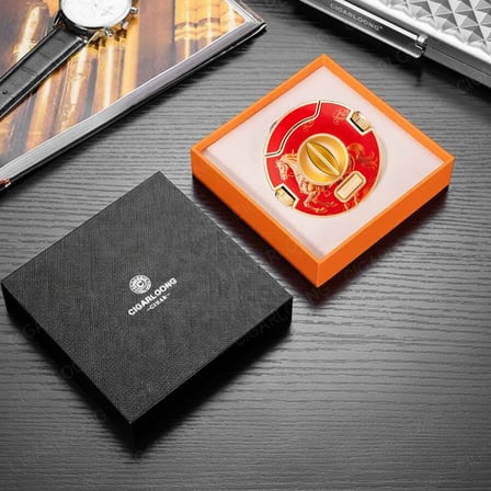 Year Of The Horse Gold Yuvarlak Puro Kesici ve Delici