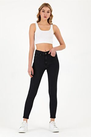 Kadın Slim-Fit Kot Pantolon Siyah