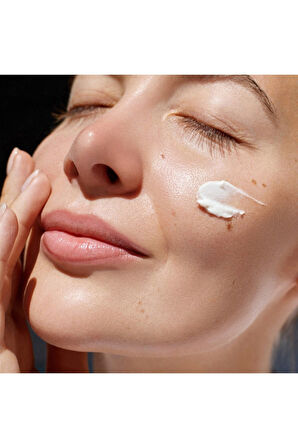 Pond's Crema S Yüz Nemlendirici Krem 400 gr