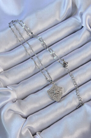 Zarif Kadın için Silver Çelik Zincir Zirkonlu Kutupyıldız Tarz Kolye