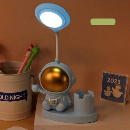 Büro Ev Ofis Hediyesi için Kalemlikli Astronot Motif Masa Lambası