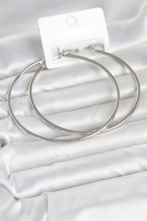Zarif Kulaklar için Silver Pirinç Köşe Kenarlı Halka Tip 72MM Kadın Küpe