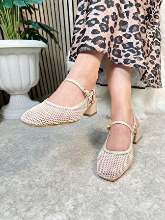 Günlük Kadın Babet Fileli Küt Burunlu Alçak Topuklu Tek Bantlı Ayarlanabilir Toka Tırtıklı Taban 307