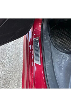 Hyundai I20 Krom Karbon Kapı Eşik Koruması 4 Parça 2009-2014 Arası Uyumlu