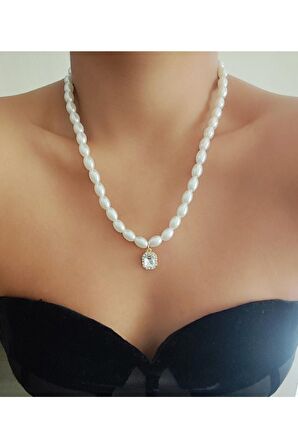 Oval Inci Kristal Uçlu Kolye