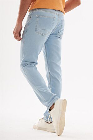 Erkek Regular Fit Jean Pantolon  Açık Mavi