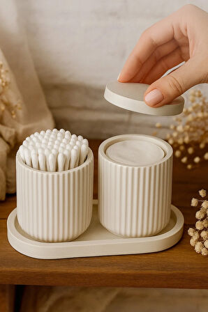 Banyo ve Makyaj Organizer Seti – 4 Parçalı Modern Tasarım, Çizgili Kapaklı Kutu