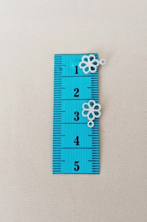 Oya Abiye Bileklik Kolye Pleksi Metalik Plastik Pul Gümüş Renk 8 gram 100 adet - BNC528