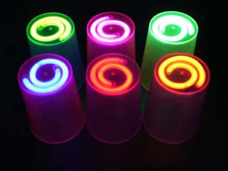 Karanlıkta Yanan Gece Işığı Mega Glow Bardaklar 8 Adet 8.5 x 10.5 cm (3126)