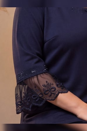 Wearon Kadın Asel 2 ip Yaka ve Kapri Kollu Dantelli Düğmeli Lacivert Bluz