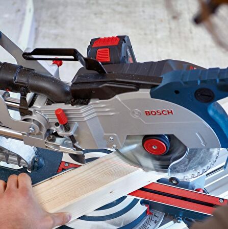 Bosch GCM 18V-216 Gönye Kesme Makinesi Akülü 1500W