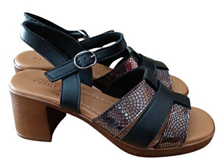 Castle Black 45204 Kadın Hakiki Deri Kalın Kısa Topuklu Comfort Sandalet Siyah