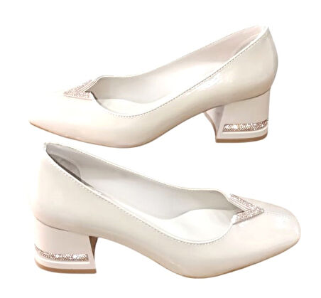 Erse 11 Kadın Taşlı Topukta Taş Detaylı Kapalı Ayakkabı Bej Rugan