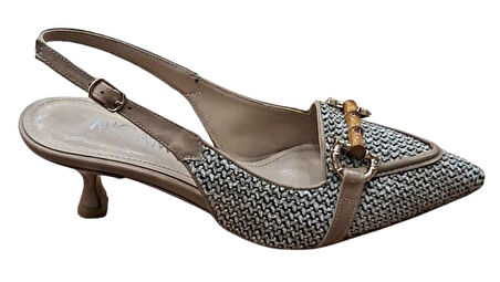 Mıcam 5850 Kadın Hasır Sivri Burun Tokalı Arka Açık 5,5 Cm Topuklu Ayakkabı Vizon