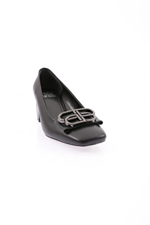 Stillo 670 Kadın Tokalı Kalın Topuklu Casual Ayakkabı Siyah