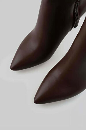 Pine Cone K202 Kadın Sivri Burun Topuklu Fermuarlı Casual Bot Kahve