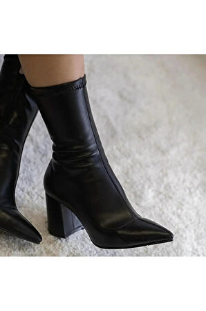 Baret 07 Kadın Strech Çekme Kalın Topuklu Bot Siyah