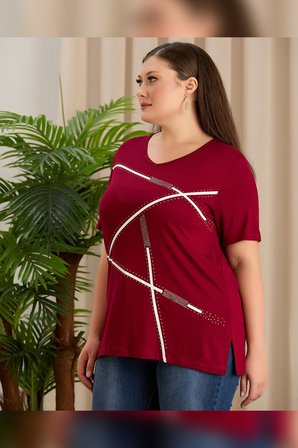 Wearon Kadın Nehir Geometrik Baskılı Taşlı Yırtmaçlı Bordo Tişört