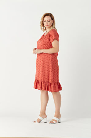 3209 Etek Ucu Fırfır Detaylı Fistolu Tam Kalıp Elbise Tarçın