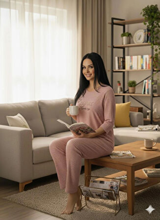 KADIN PEMBE İNSPİRE PİJAMA TAKIMI