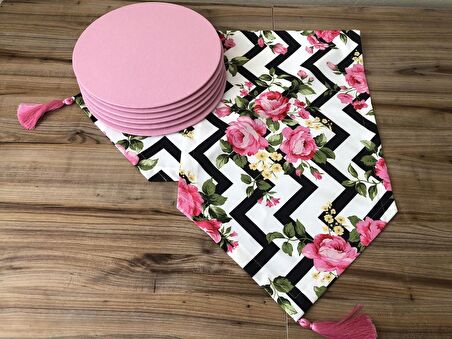 ZİGZAG ZEMİN ÜZERİNE ÇİÇEK DESENLİ RUNNER & SUPLA