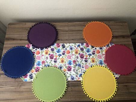 ÇİÇEK DESENLİ RUNNER & PONPONLU SUPLA