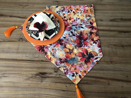 SOFRA SUNUM SETİ KETİEN EFEKTLİ SOYUT ÇİÇEKLER DESENLİ  TAKIM