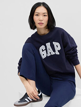 Gap Logo V-Gap Herıtage Crew-554936002 Bisiklet Yaka Fleece Sweatshirt Kadın Sweatshirt