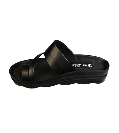 YAZKIŞ Kadın Siyah Cilt Parmak Geçkili Üzeri Şeritli Terlik