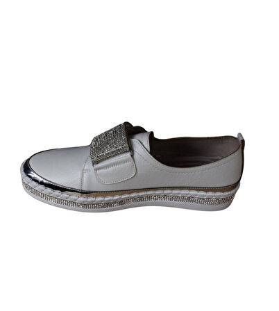 YAZKIŞ Kadın Siyah Beyaz Taşlı Spor Babet Ayakkabı