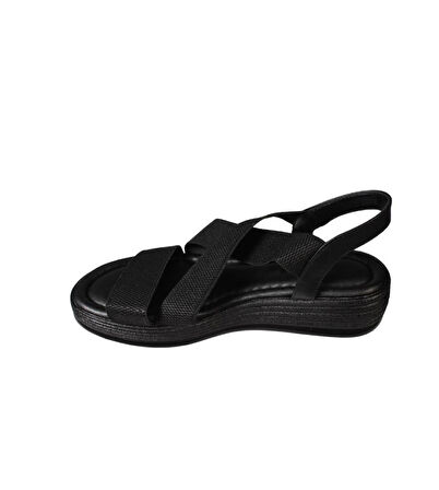YAZKIŞ Kadın Siyah Ten Çapraz Lastik Bantlı 4cm Rahat Taban Sandalet