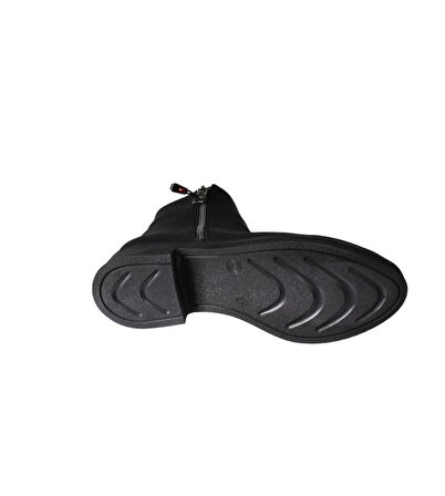 YAZKIŞ Kadın Siyah Mat Cilt 12cm Bilek Boyu Düz taban Yandan Fermuarlı  Bot