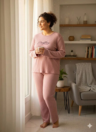 KADIN PEMBE EVERYTHİNG PİJAMA TAKIMI