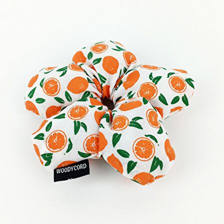 WoodyCord El Yapımı Portakal Desenli Beyaz Çiçek Scrunchie Topuz Tokası