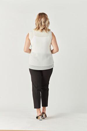 3241 Yaka Fırfırlı Kolsuz Büyük Beden Şık Bluz Beyaz