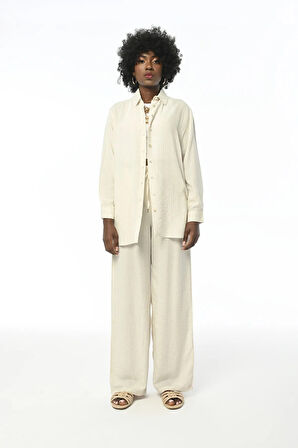 KADIN OVERSİZE KESİM ÇİZGİLİ NATUR RENK GÖMLEK