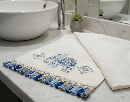 Mavi Fil Nakışlı El Yüz Havlusu 50x90 (100% Pamuk)