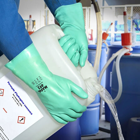 Ultranitril 492 Kimyasal Solvent İş Eldiveni 32 cm No:8