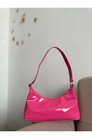 Kadın Pembe Rugan Omuz Çantası