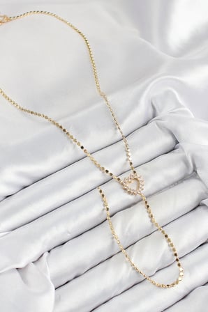 Pirinç Zirkon Taşlı Ezme Zincirli Kalp Model Gold Renk Y Kolye TJ-BKO10461
