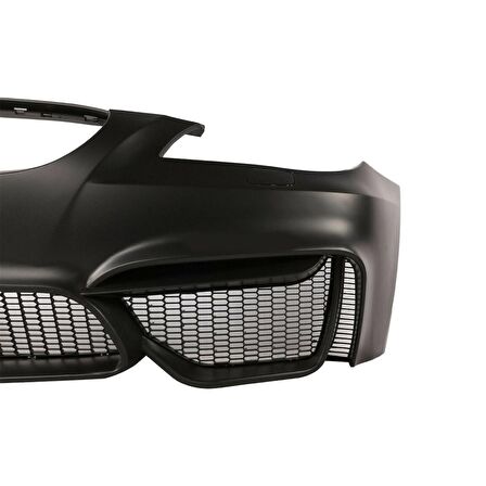 Bmw 5 Serisi E60 03-09  M4 Body Kıt (Ön-Arka Tampon-Panjur-Ön Lip)