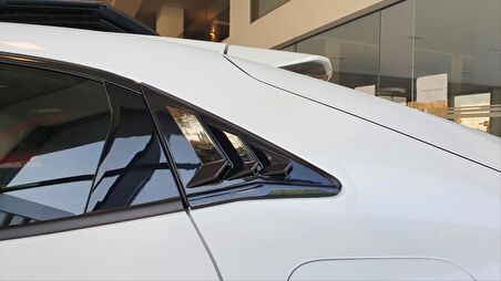 Honda Cıvıc Fk7 2016-2020 Hb Kelebek Kaplama Piano Black