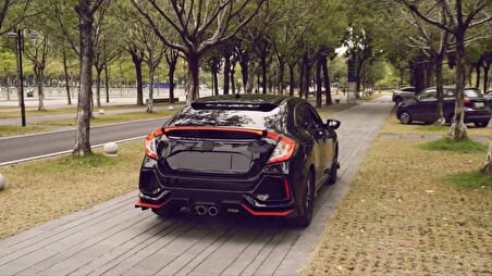 Honda Cıvıc Hb Fk7 Led Spoıler