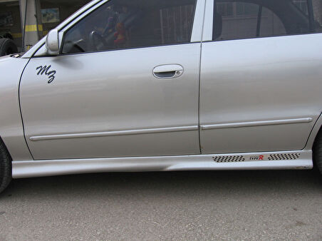 Hyundai Accent Uyumlu Marşpiyel 2 Parça Fiber 2003-2005