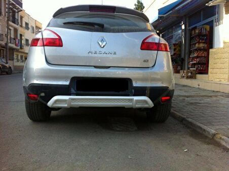 Renault Megane 3 Hb 2009-2012 Küçük Difüzör